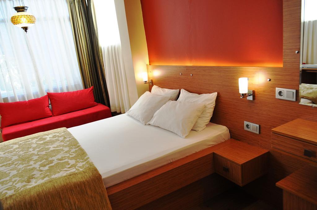 Hostel Antique