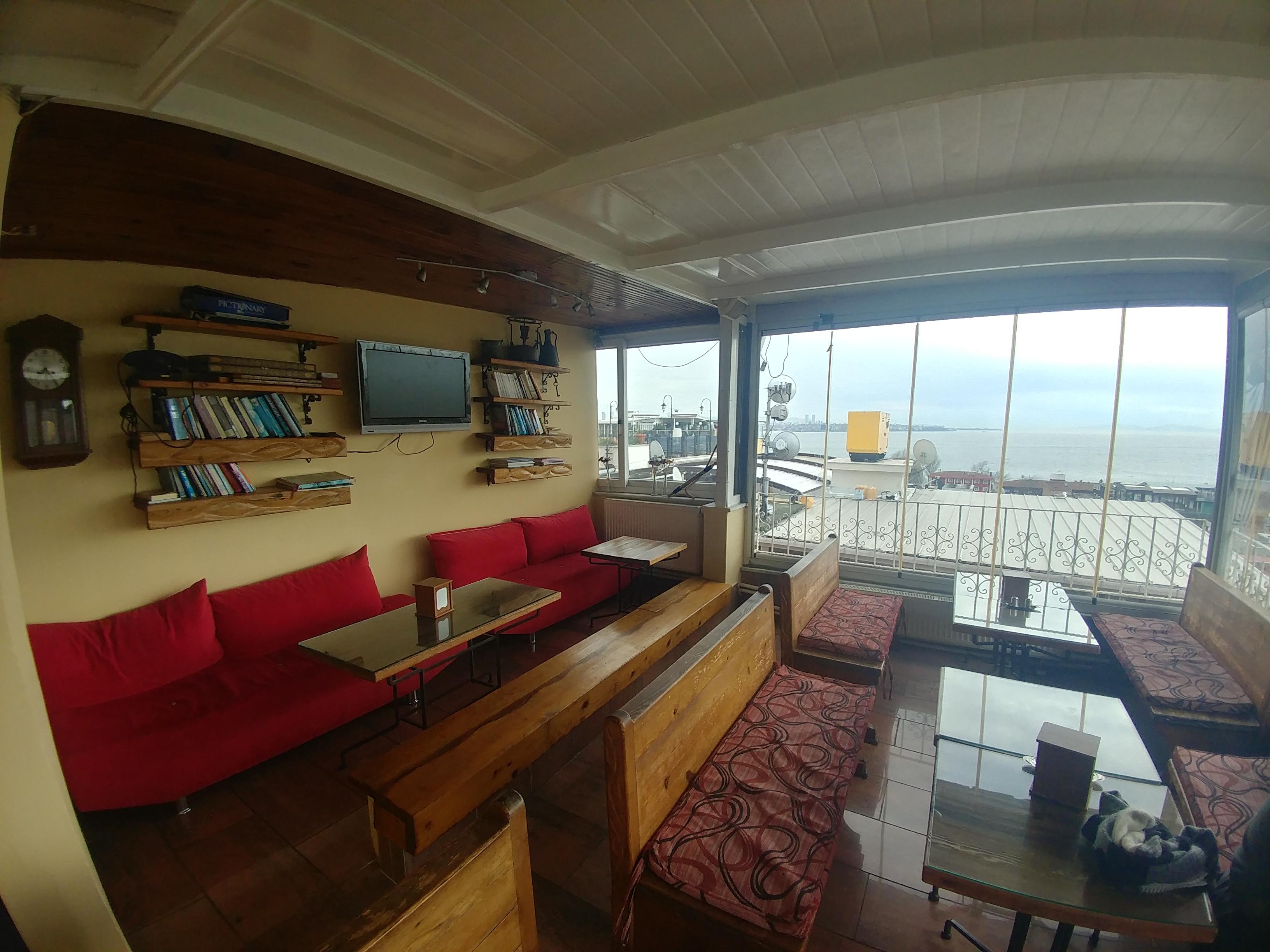 Hostel Antique *