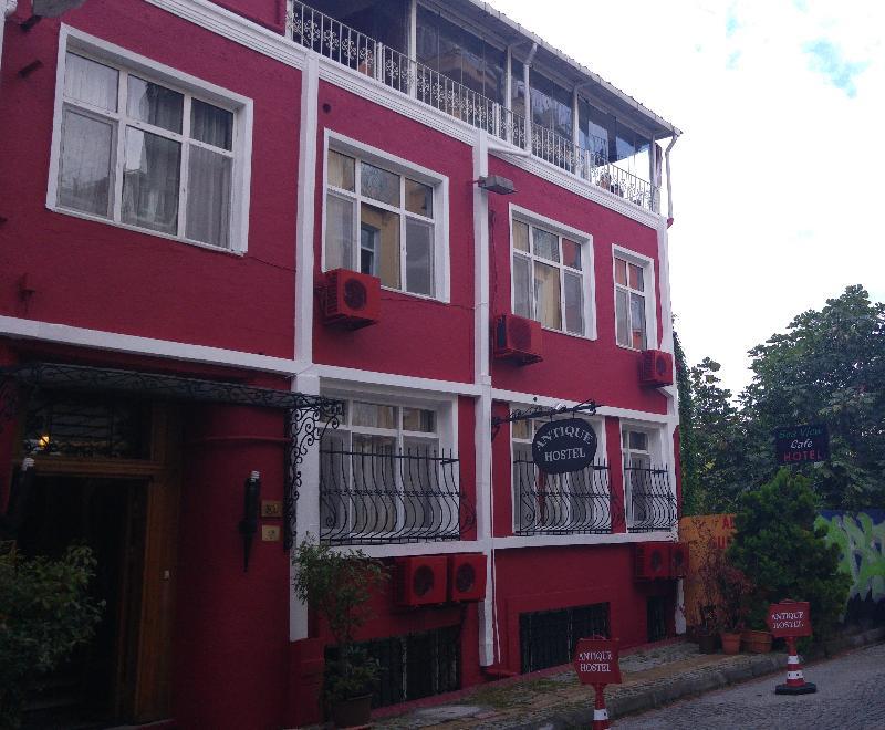 Antique Hostel